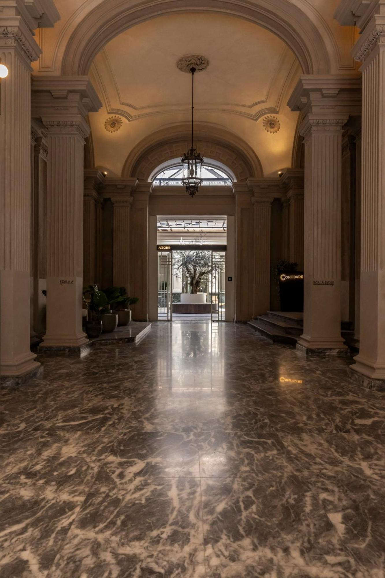 Lo Scrigno D'oro Nel Centro Di * Turín